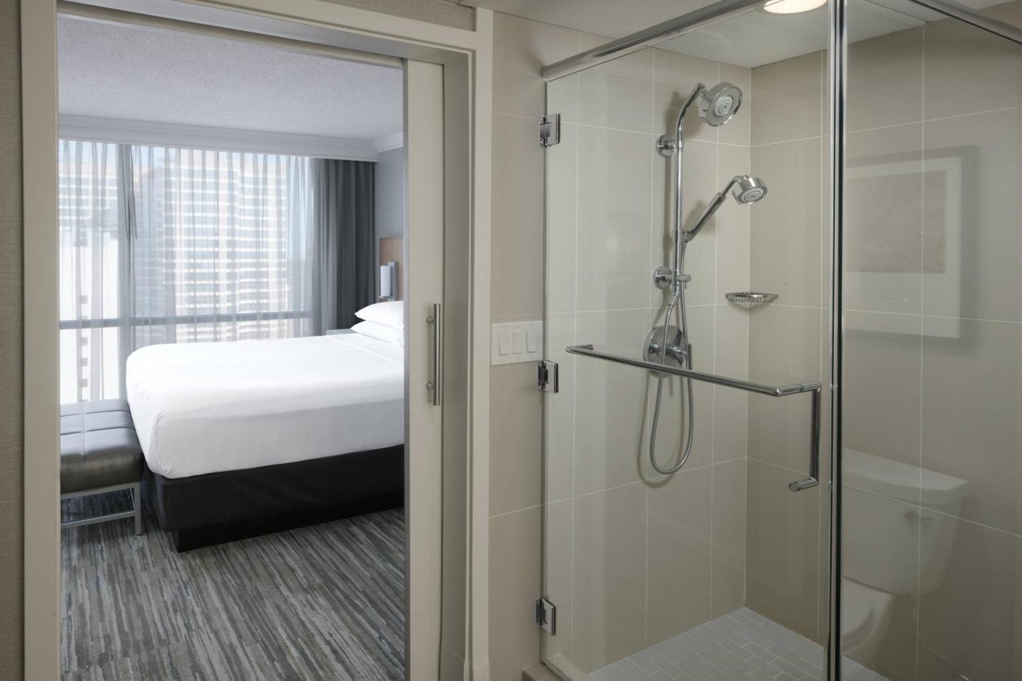Marriott Medical Center/museum District Hotel 4*